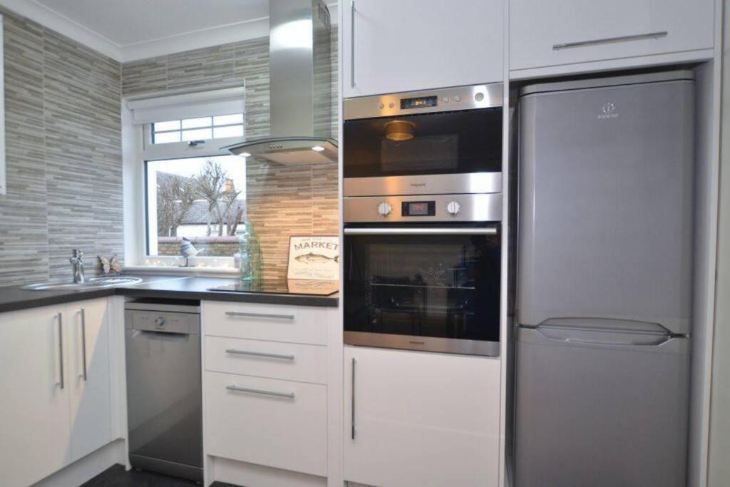 Appartamento Ideally Located Modern Flat Troon Esterno foto