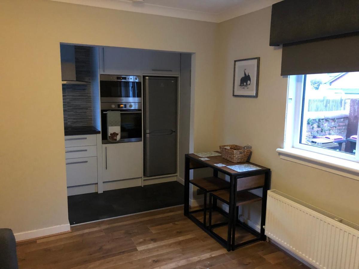 Appartamento Ideally Located Modern Flat Troon Esterno foto
